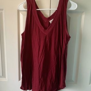 Dark red sleeveless v-neck shirt